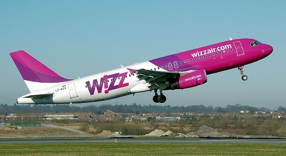 1200px-Whizzair.a320-200.lz-wza.leavesground.arp