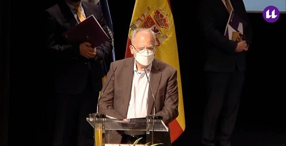 110321 El presidente del Cabildo, Casimiro Curbelo, durante su discurso en la entrega del premio Mecenazgo ULL 2021