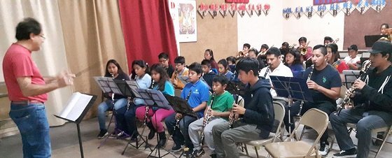 Ensayo con alumn@s de la Escuela Marqueos Music de Los Angeles - California previo al Concierto