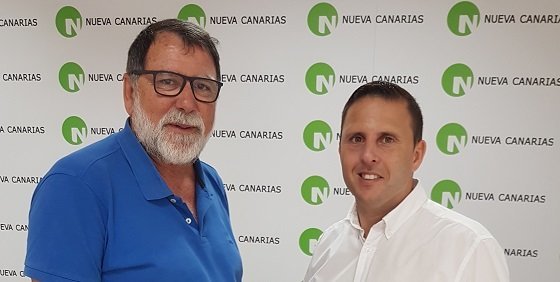 Alejandro Jorge junto a Ramón Paniagua en la sede insular de Nueva Canarias