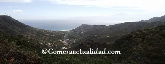 Vista general de Hermigua desde el Sendero de Los Aceviños