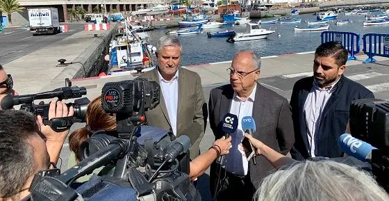 Visita al Puerto de Playa de Santiago 