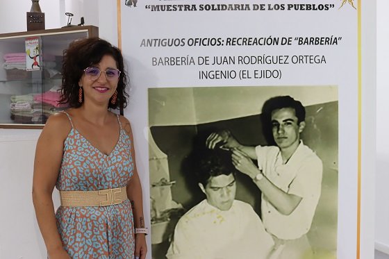 Esther Rodríguez, hija del popular barbero de El Ejido, Juan Rodríguez