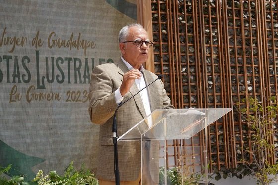 240823 Casimiro Curbelo, presidente del Cabildo de La Gomera, durante la presentación del cartel de las Fiestas Lustrales 2023